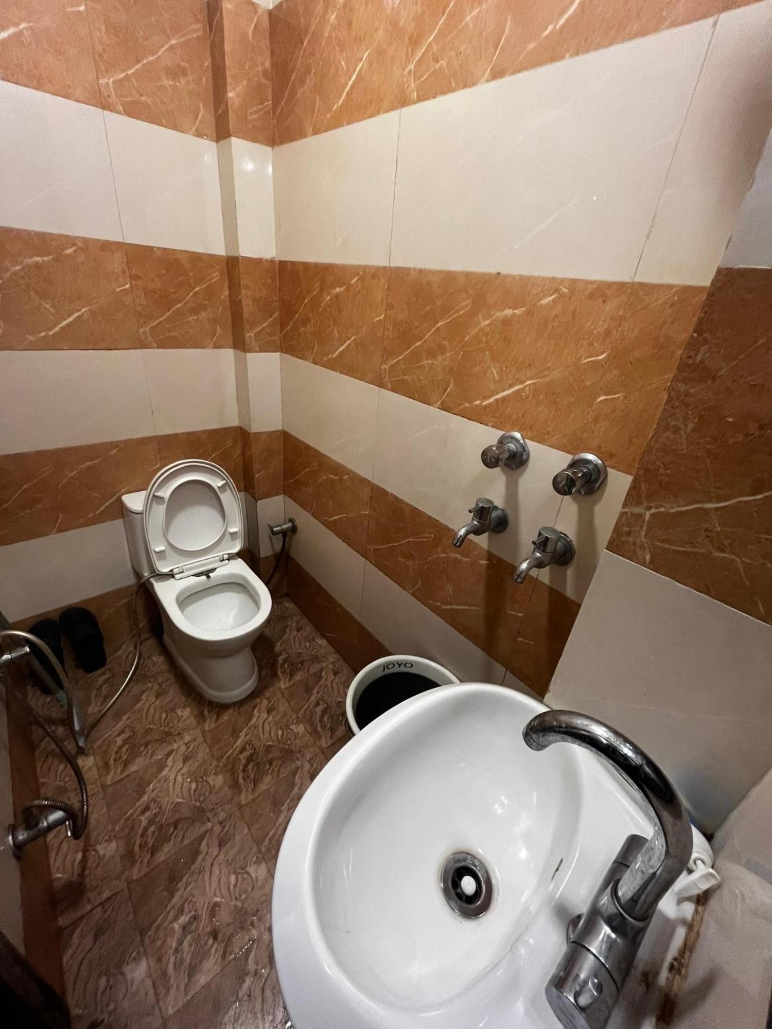Ks Paying Guest House Benares Buitenkant foto