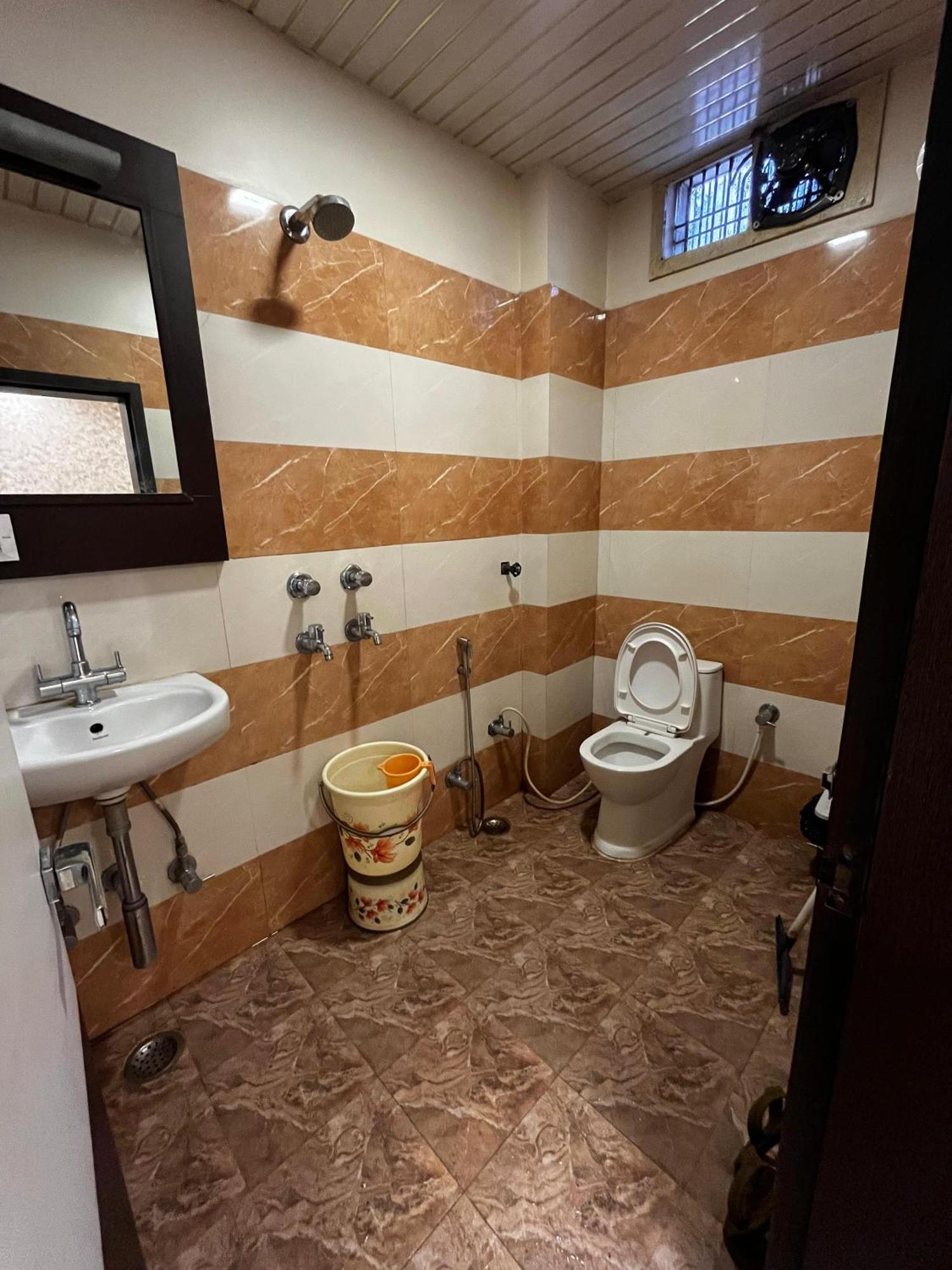 Ks Paying Guest House Benares Buitenkant foto