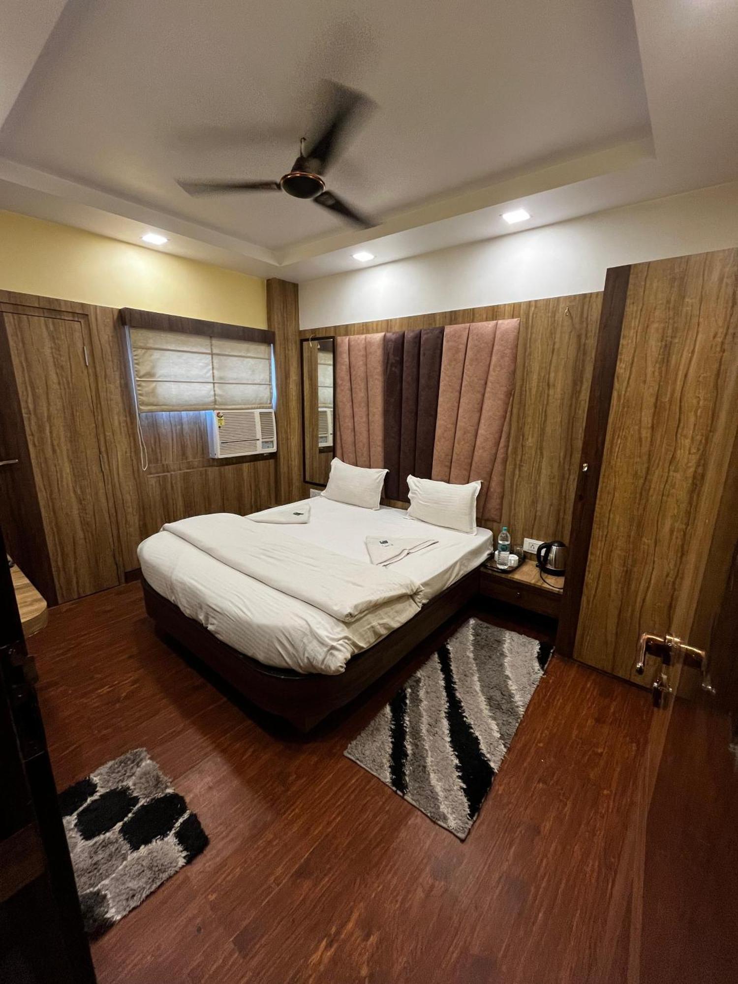 Ks Paying Guest House Benares Buitenkant foto